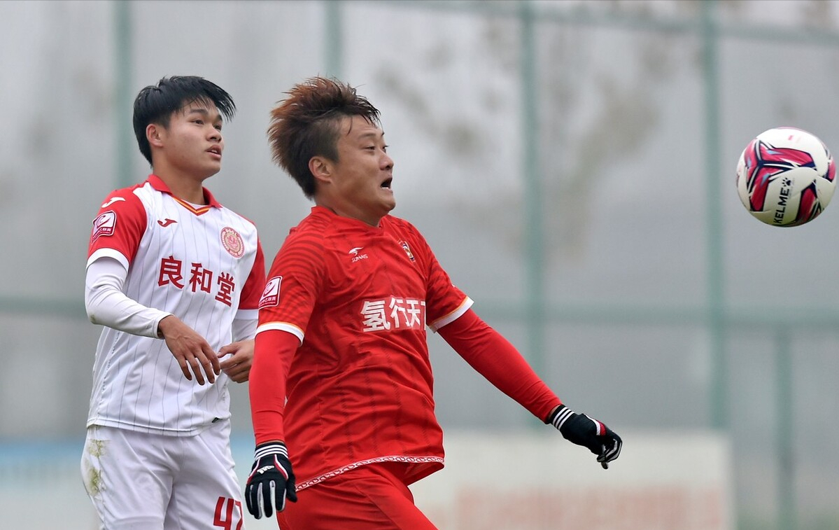 包含传统对手再度交锋,胜负成谜的词条 包含传统对手再度交锋,胜负成谜的词条