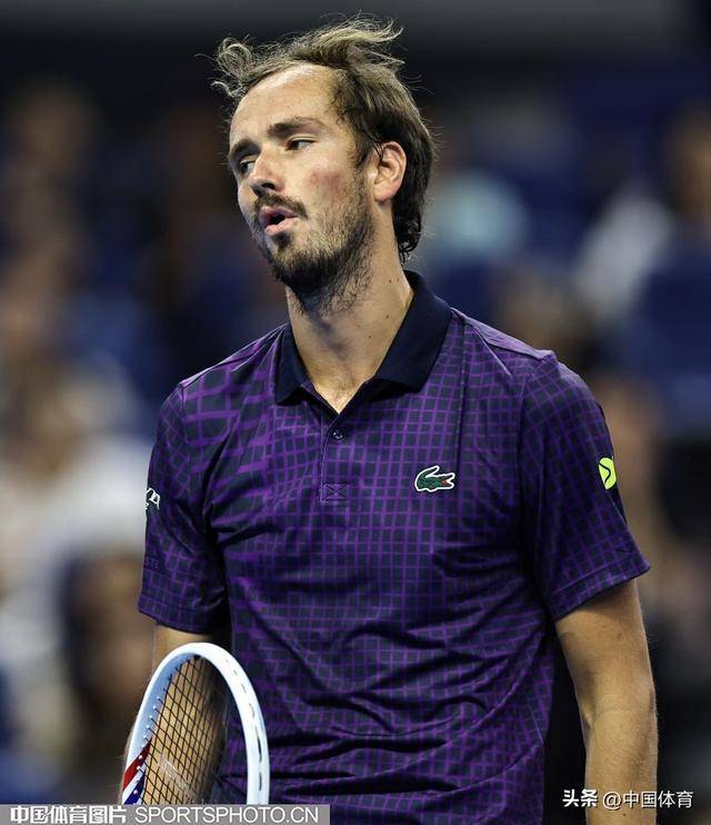 包含世界网球队绝地反击西班牙网球队,梅德韦杰夫高光表现的词条 包含世界网球队绝地反击西班牙网球队,梅德韦杰夫高光表现的词条