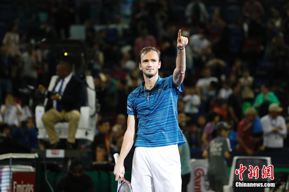 包含世界网球队绝地反击西班牙网球队,梅德韦杰夫高光表现的词条 包含世界网球队绝地反击西班牙网球队,梅德韦杰夫高光表现的词条