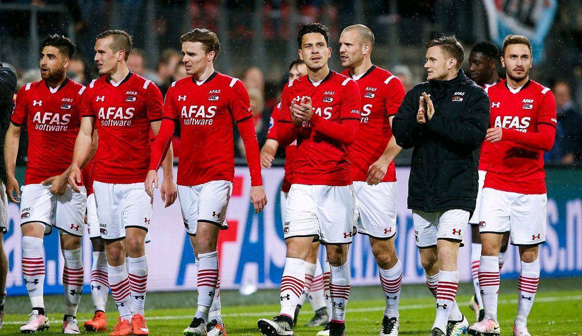 曼城主场大胜阿贾克斯,确认晋级欧冠半决赛 曼城主场大胜阿贾克斯,确认晋级欧冠半决赛