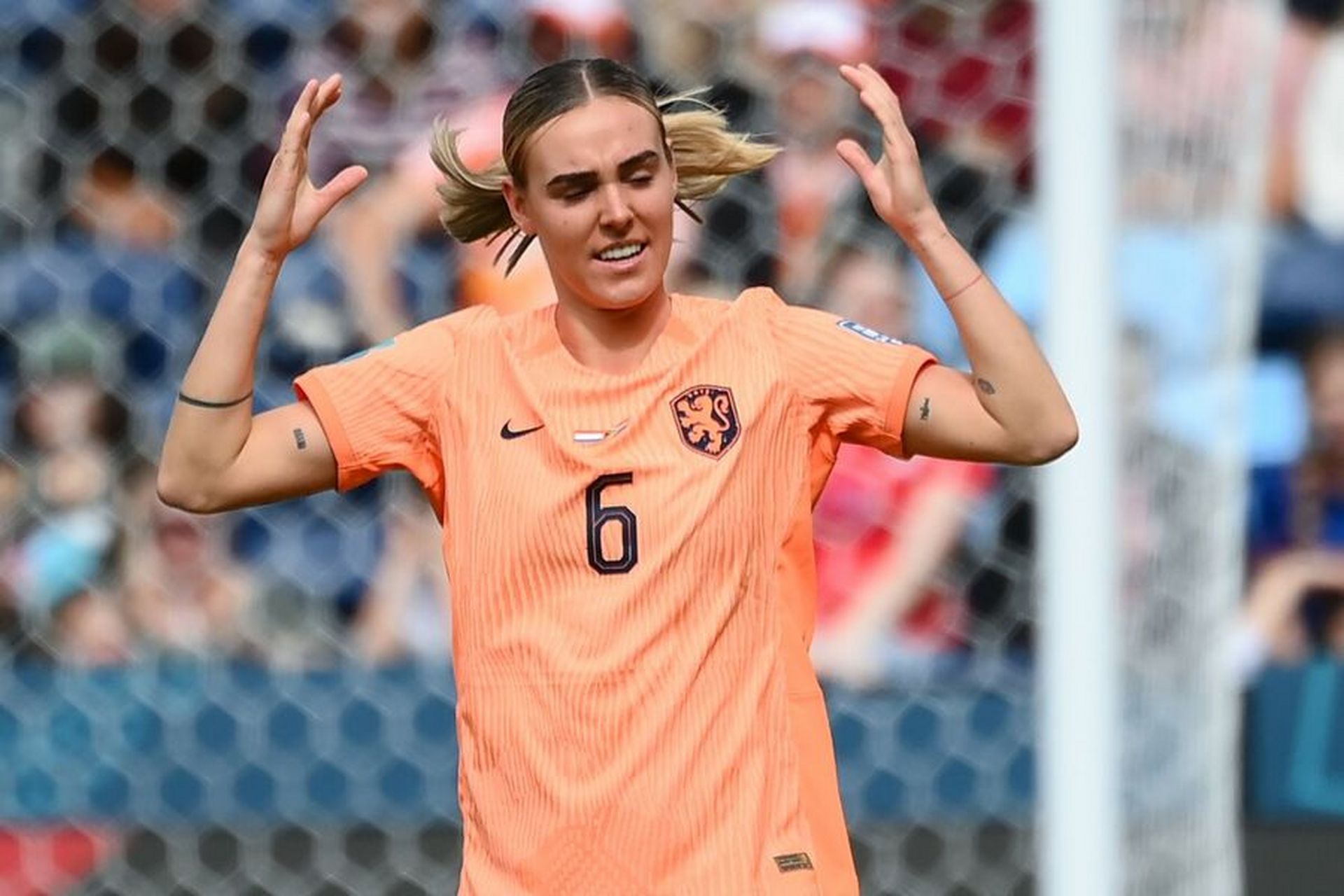 荷兰队员技术娴熟，在比赛中展现出色表现