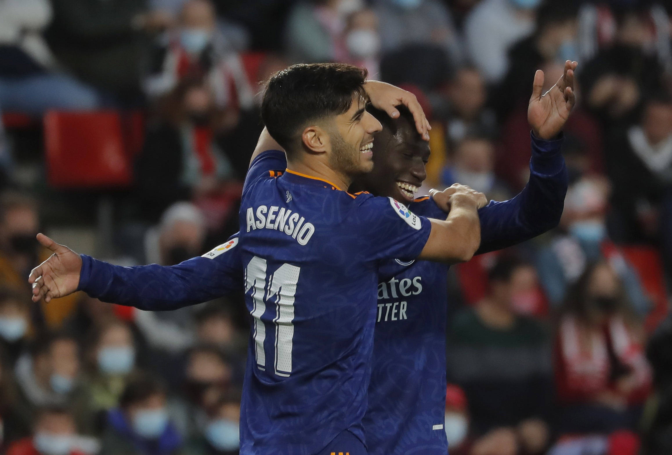 格拉纳达球员士气高昂，迎来挑战的简单介绍