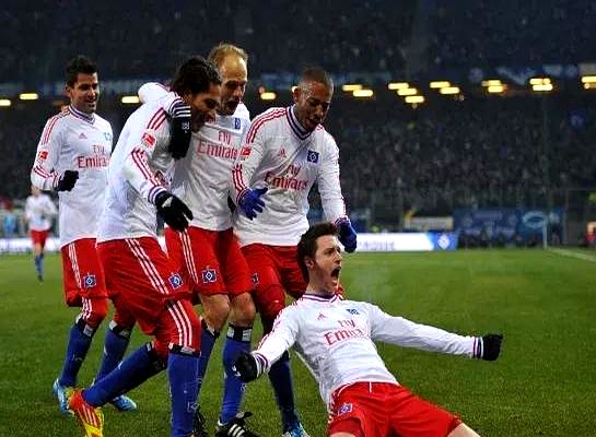 沙尔克客场大胜汉堡,重返胜利轨道的简单介绍 沙尔克客场大胜汉堡,重返胜利轨道的简单介绍