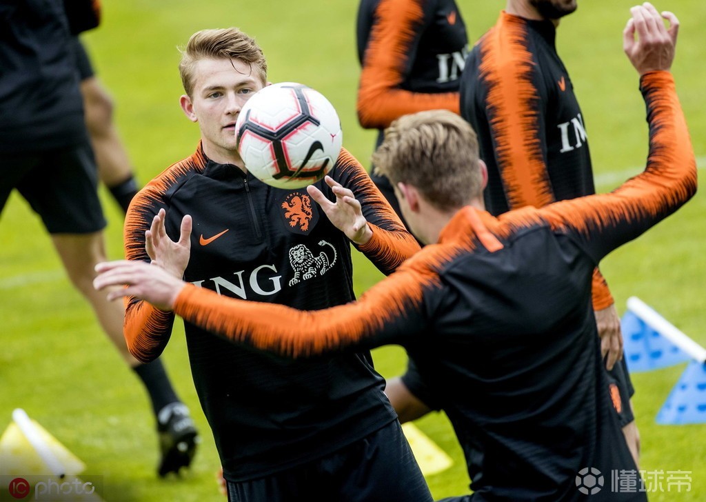 曼城绝杀国际米兰，德利赫特送出助攻