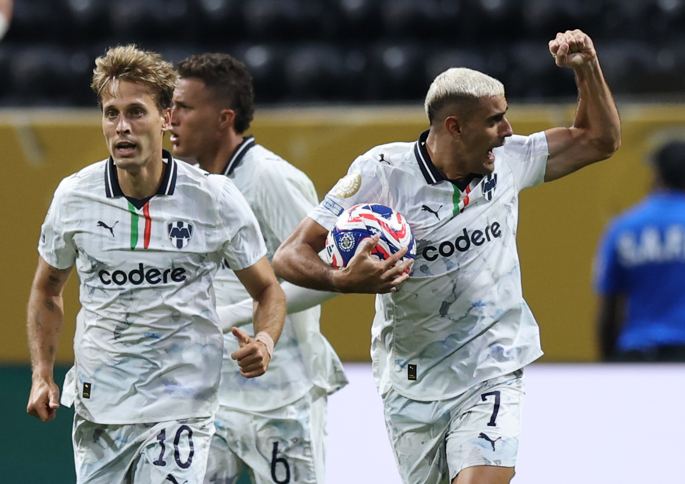 关于蒙特内哥罗球队备战国际足联盃的信息