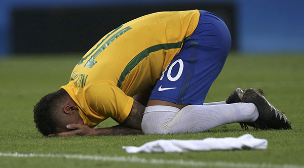 瑞典绝杀里昂，内马尔打破历史纪录