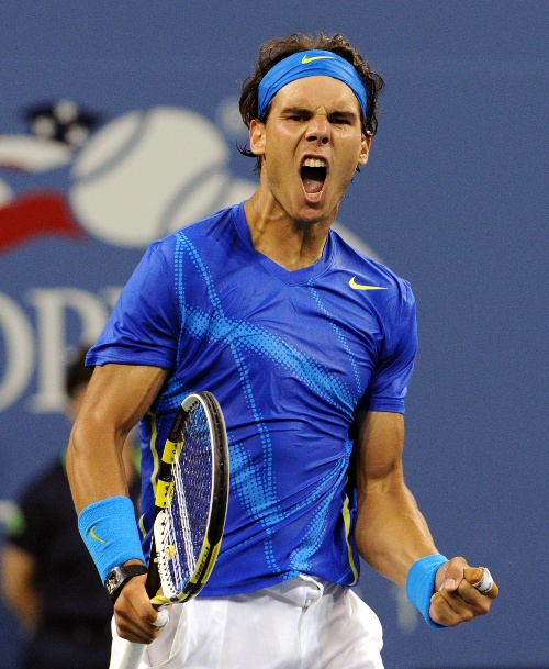 包含美国网球队绝杀英国网球队，纳达尔关键制胜的词条