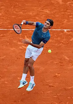 包含西班牙网球队爆冷世界网球队，瓦林卡制霸全场的词条