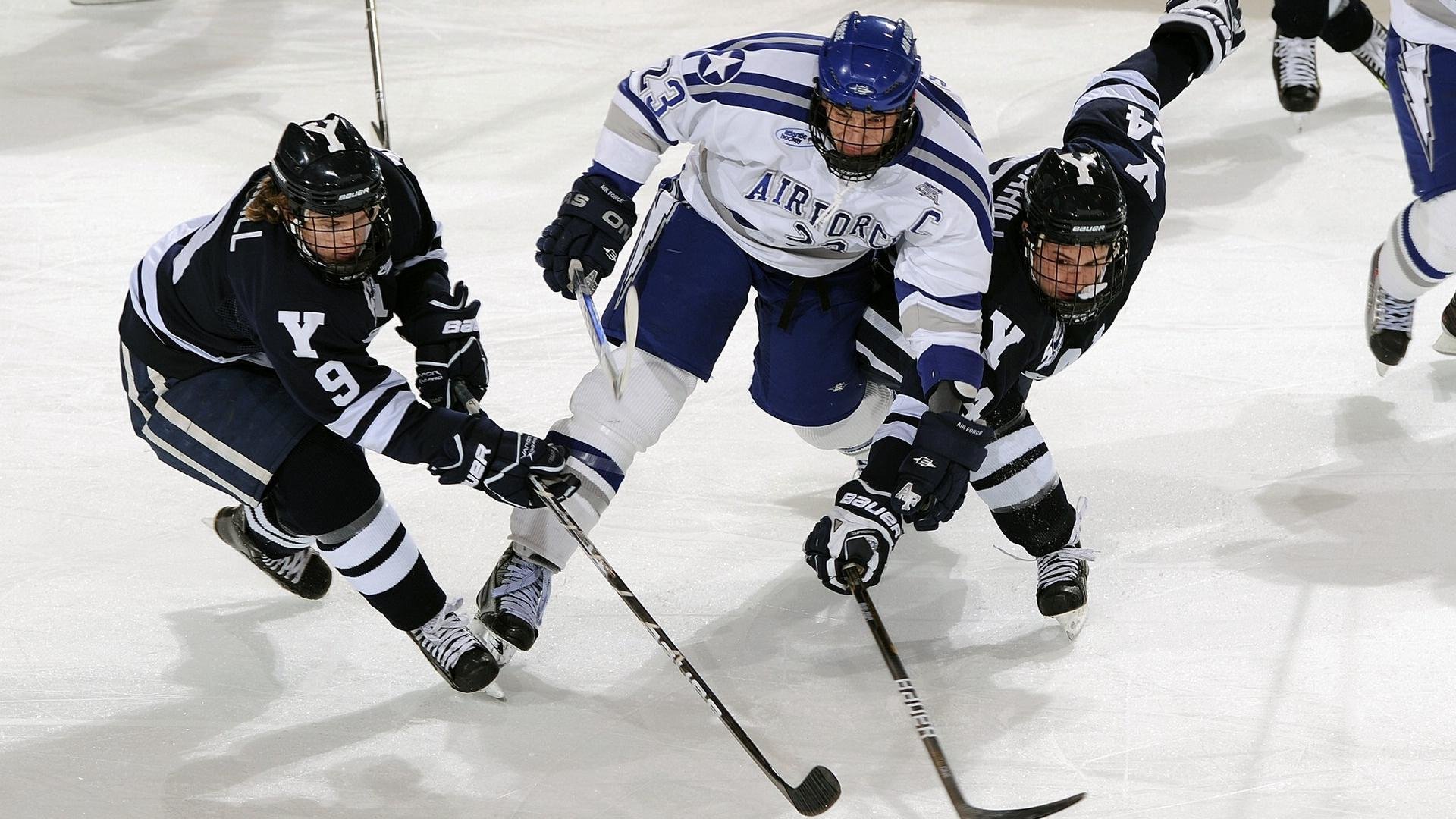 羽球场上的一课，印度队完胜中国队，郑思维关键制胜背后的竞技哲学